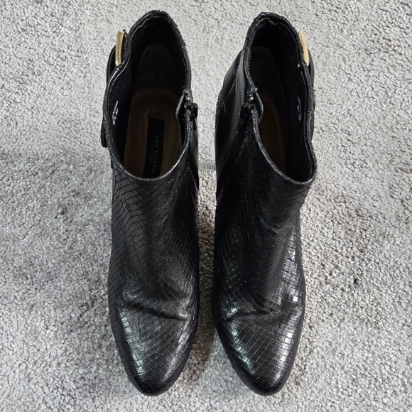 Ann Taylor Black Leather Faux Snakeskin Buckle Accent Booties Stiletto Heel - Picture 2 of 10
